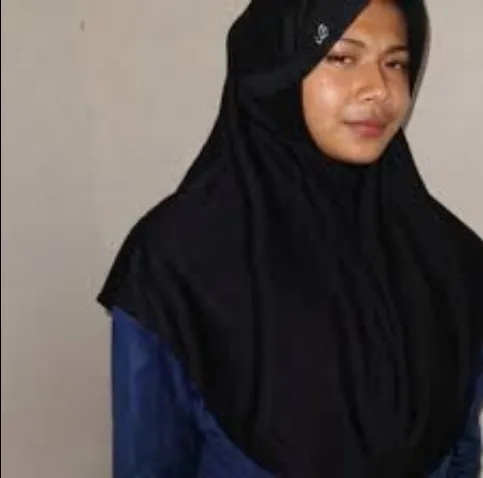 Bok3p Viral Smp dan Sma Surtini Hijab Hitam Begitu Polos Saat di Tawari Piscok Begitu Liar dan Bringas